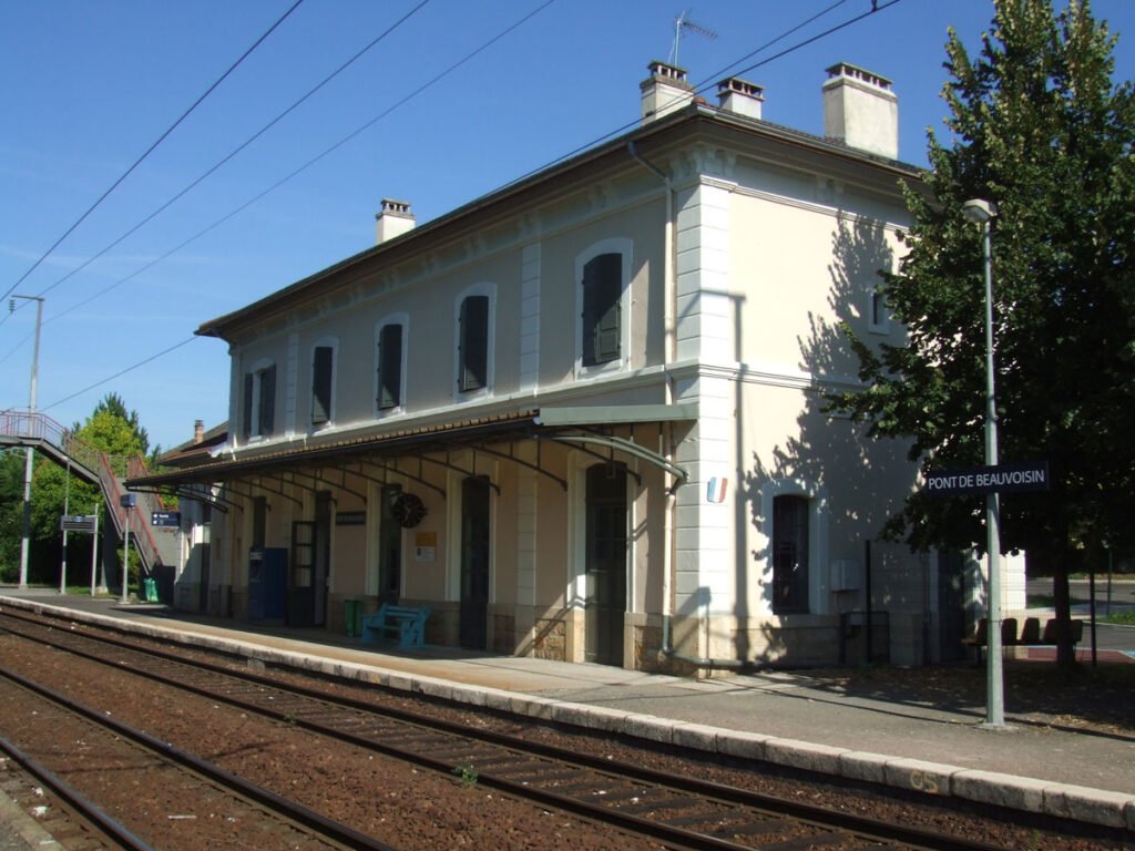 Gare de Pont-de-Beauvoisin- Contacter Gare de Pont-de-Beauvoisin