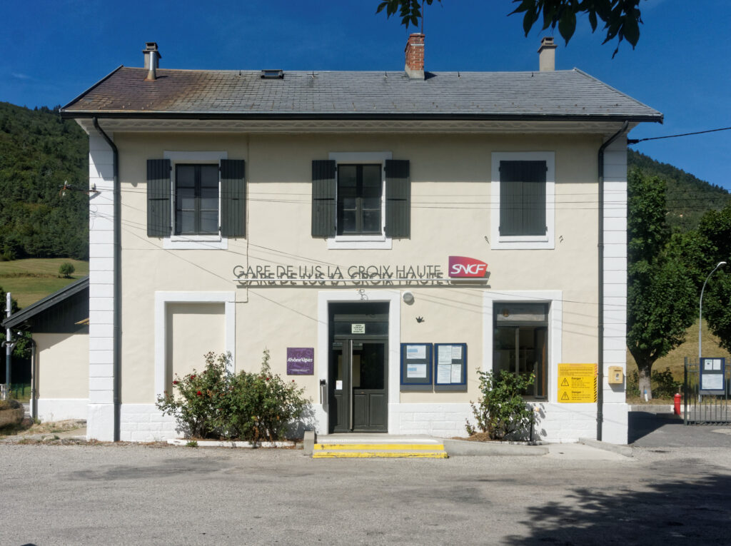 Gare de Lus-la-Croix-Haute- Contacter Gare de Lus-la-Croix-Haute