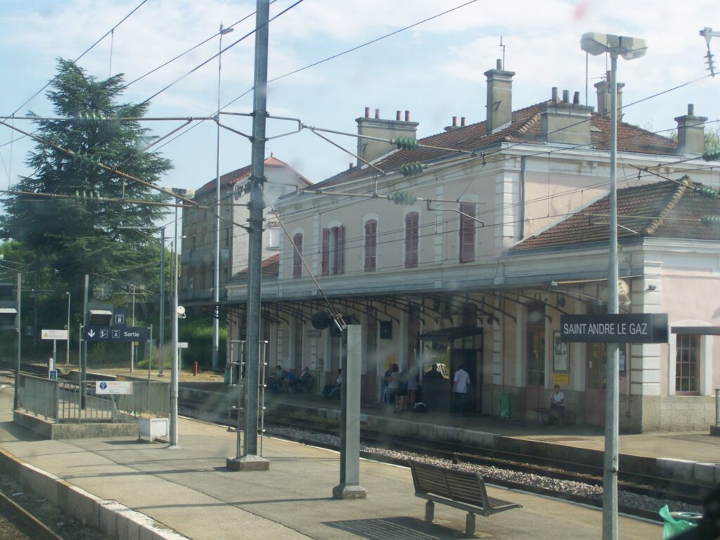 Gare de Saint-André-le-Gaz- Contacter Gare de Saint-André-le-Gaz