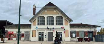 Gare de Vaires - Torcy- Contacter Gare de Vaires - Torcy