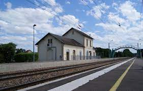 Gare de Saint-Pierre-le-Moûtier- Contacter Gare de Saint-Pierre-le-Moûtier