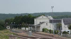 Gare de Chinon- Contacter Gare de Chinon